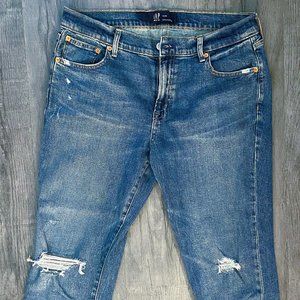 Women's Gap Distressed Girlfriend Jeans size 10/30 cuffed or uncuffed